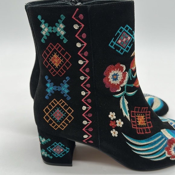 NEW JOHNNY WAS EMBROIDERED Boho Chic Devine Bootie Ankle Boots 40 M $348 - Picture 9 of 13